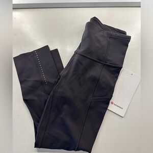 LULULEMON FAST AND FREE HR CROP 19” (never worn)